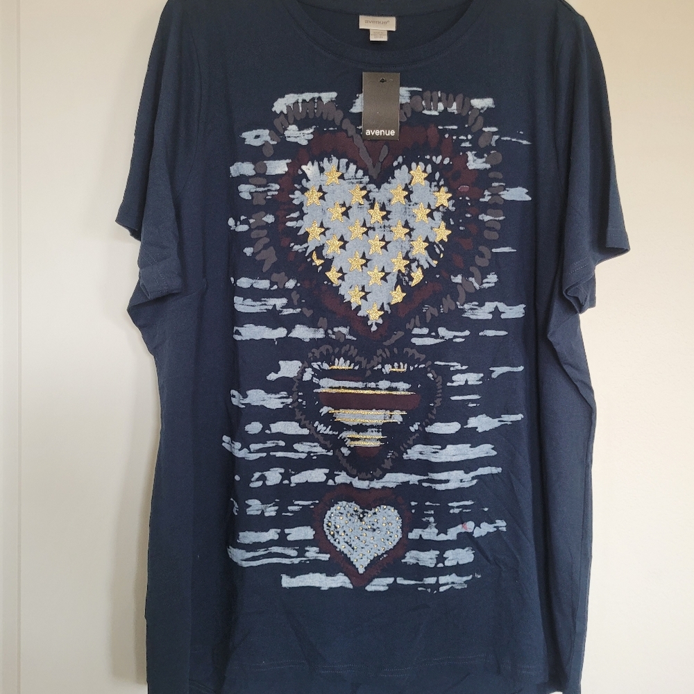 Avenue women's t-shirt size 22/24 NWT